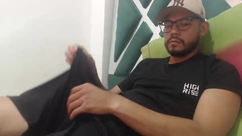 juanfe_style online show from 10-18-25, 02:29