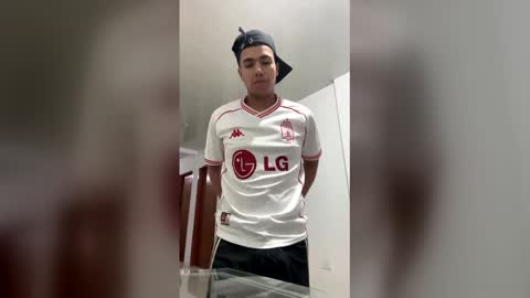 juanieuo online show from 04-16-26, 03:51