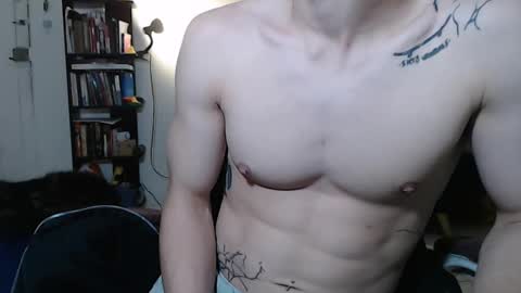 Snapshot of juanisimo_ chatting on 02-08-25, 12:06 JUANISIMO online show from 02-08-25, 12:06