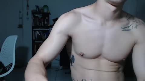 Snapshot of juanisimo_ chatting on 02-12-25, 04:33 JUANISIMO online show from 02-12-25, 04:33