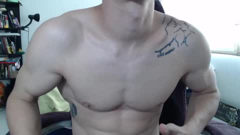 Snapshot of juanisimo_ chatting on 03-01-25, 02:44 JUANISIMO online show from 03-01-25, 02:44