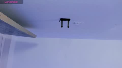 juanita__acosta online show from 12-23-25, 04:21