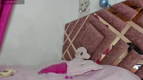 Snapshot of juanita__lara chatting on 05-29-26, 01:58 Juanita online show from 05-29-26, 01:58
