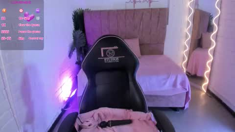 JUANITA online show from 11-23-25, 11:43