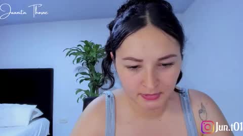 Snapshot of juanita_thorne chatting on 02-11-26, 11:54 online show from 02-11-26, 11:54