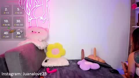 Snapshot of juanitaalove chatting on 02-18-25, 11:11 online show from 02-18-25, 11:11