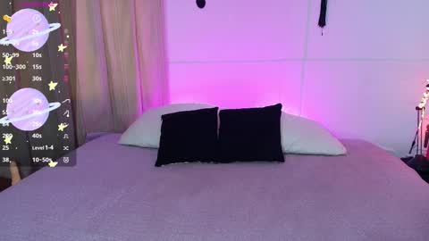 Blue online show from 11-11-25, 03:45