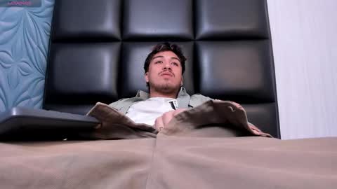 JUAN  online show from 02-06-26, 01:58