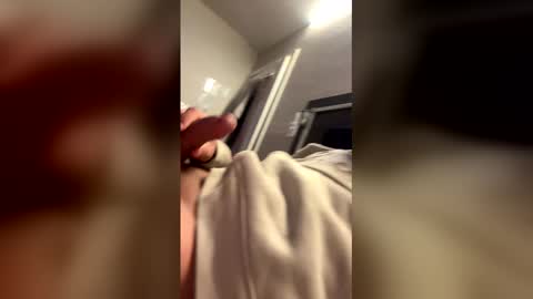 juanpablovg22 online show from 03-18-26, 07:17