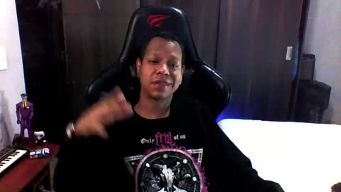 juanpt69 online show from 01-04-25, 12:16