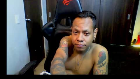 Snapshot of juanpt69 chatting on 06-10-26, 02:01 juanpt69 online show from 06-10-26, 02:01