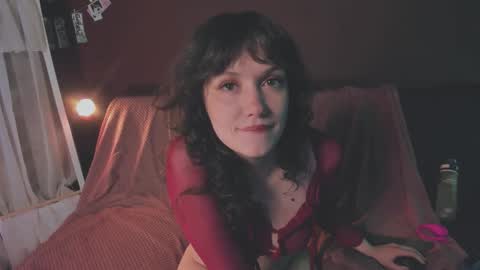 Snapshot of juby_yubi chatting on 11-12-25, 12:16 Arina online show from 11-12-25, 12:16