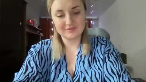 Snapshot of judevalenti chatting on 03-10-25, 05:18 JudeValenti online show from 03-10-25, 05:18