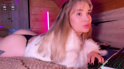 Snapshot of judykissmoore chatting on 01-28-25, 10:56 Judy online show from 01-28-25, 10:56