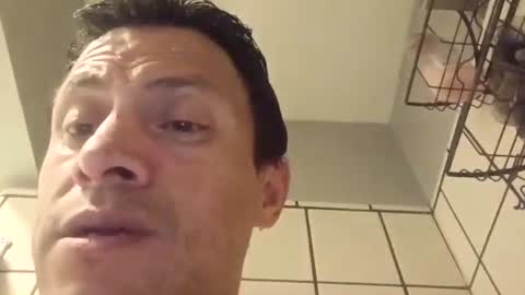 Snapshot of jugg3 chatting on 02-09-26, 11:03 Carlos online show from 02-09-26, 11:03