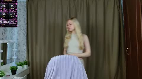 Lola  fav pattern 357595250 online show from 09-09-25, 09:53