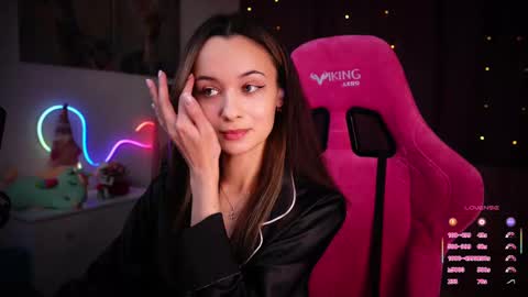 Angelina online show from 03-04-25, 09:11