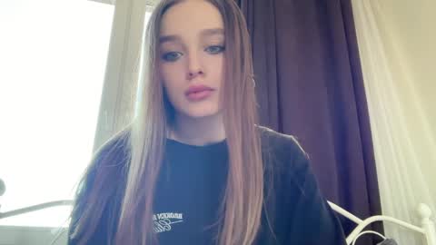 Snapshot of juicy_angels chatting on 04-10-26, 01:27 alexa online show from 04-10-26, 01:27