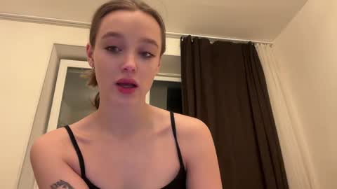 Snapshot of juicy_angels chatting on 04-15-26, 08:31 alexa online show from 04-15-26, 08:31
