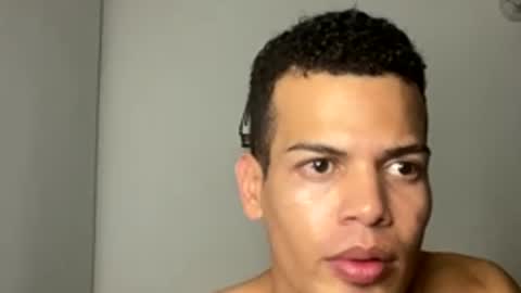 Miguel online show from 04-15-26, 01:56