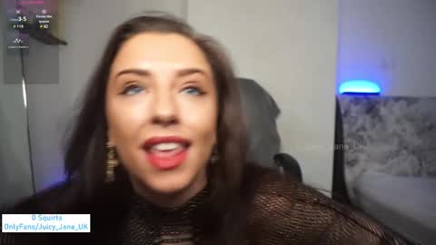 Snapshot of juicy_jane_uk chatting on 02-18-25, 09:21 online show from 02-18-25, 09:21