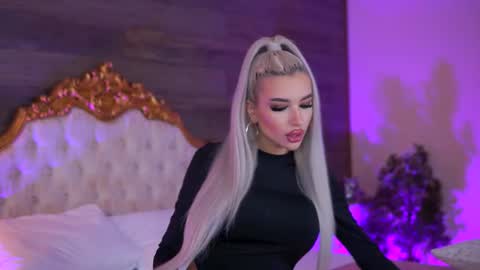 Snapshot of juicy_jessye chatting on 09-14-25, 07:46 Jessye online show from 09-14-25, 07:46