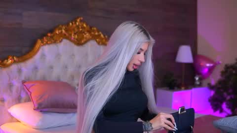 Snapshot of juicy_jessye chatting on 02-07-26, 09:29 Jessye online show from 02-07-26, 09:29