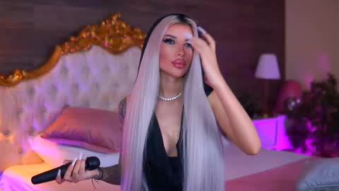 Snapshot of juicy_jessye chatting on 02-25-26, 09:57 Jessye online show from 02-25-26, 09:57