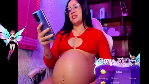 Snapshot of juicy_peach_ass chatting on 12-28-24, 06:18 valeska online show from 12-28-24, 06:18