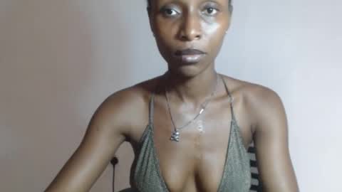 olivia online show from 03-10-26, 01:05