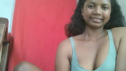 Snapshot of juicy_pretty chatting on 12-05-24, 08:00 stellah online show from 12-05-24, 08:00