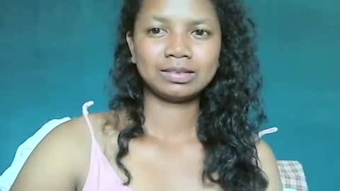 Snapshot of juicy_pretty chatting on 12-21-24, 03:58 stellah online show from 12-21-24, 03:58