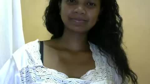 Snapshot of juicy_pretty chatting on 03-02-25, 07:02 stellah online show from 03-02-25, 07:02