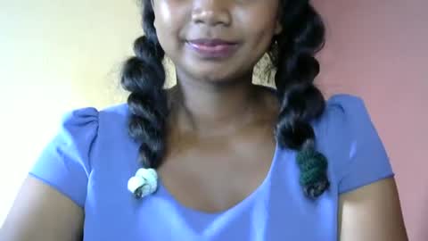 Snapshot of juicy_pretty chatting on 03-11-25, 12:06 stellah online show from 03-11-25, 12:06