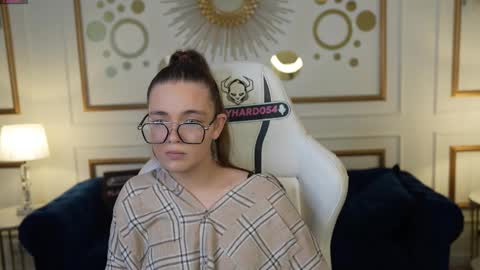 Elza online show from 03-21-26, 08:08