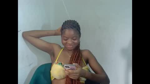 juicynpinkx online show from 03-23-26, 04:00