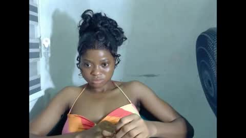 juicynpinkx online show from 04-18-26, 07:07