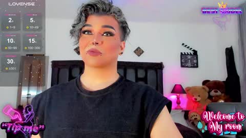 Snapshot of jujubee_lander chatting on 01-12-25, 01:27 Jujubee online show from 01-12-25, 01:27