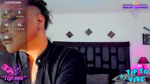 Snapshot of jujubee_lander chatting on 01-20-25, 01:21 Jujubee online show from 01-20-25, 01:21