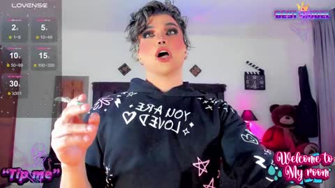 Snapshot of jujubee_lander chatting on 01-26-25, 02:08 Jujubee online show from 01-26-25, 02:08