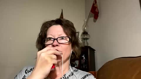 Snapshot of jujukitty chatting on 10-20-25, 03:18 JuJuKitty online show from 10-20-25, 03:18