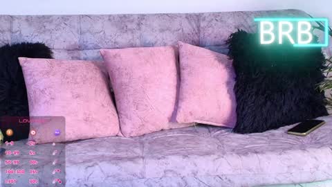 Jules and Gia online show from 04-07-26, 12:27