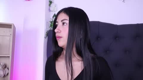 Snapshot of julescornett chatting on 09-18-25, 09:06 Julees online show from 09-18-25, 09:06