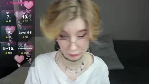 Snapshot of julescrown chatting on 02-22-25, 04:18 Jules online show from 02-22-25, 04:18