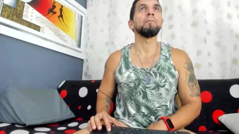 juleslake2 online show from 11-24-25, 01:00