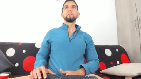 juleslake2 online show from 12-04-25, 12:14