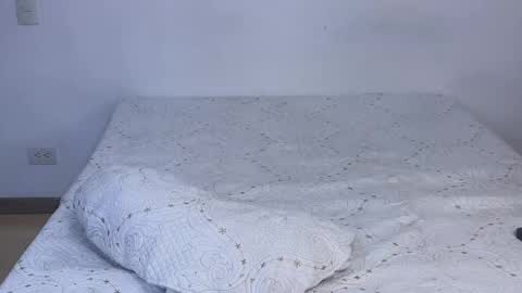 Jules and Dann  Dont forget to give us thumps up online show from 03-04-25, 03:00