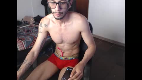 Julfigo online show from 05-31-26, 06:04