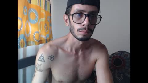 Julfigo online show from 06-03-26, 04:23
