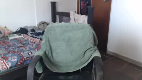 Julfigo online show from 07-15-26, 05:07